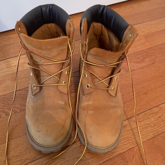 Timberland Boots - Picture 1 of 8